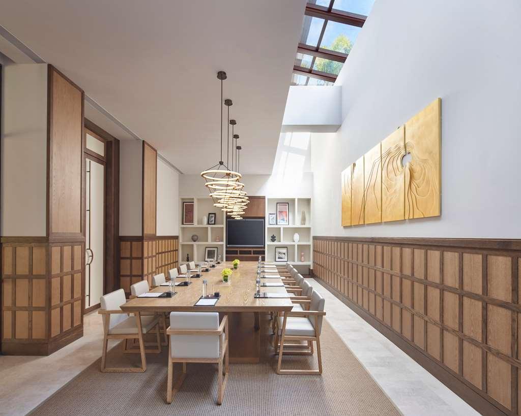 Grand Hyatt Shenzhou Peninsula 호텔 와닝 시설 사진